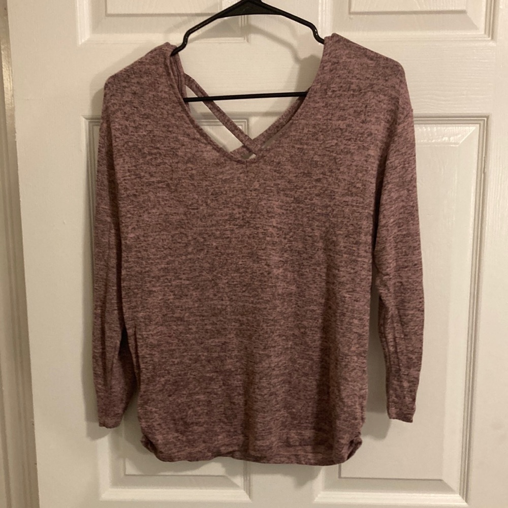 Women's Heathered Pink V-Neck Top